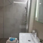 New In Old Center - Pag * باغ
