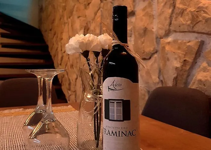 Villa New In Old Center - Pag Pag Town