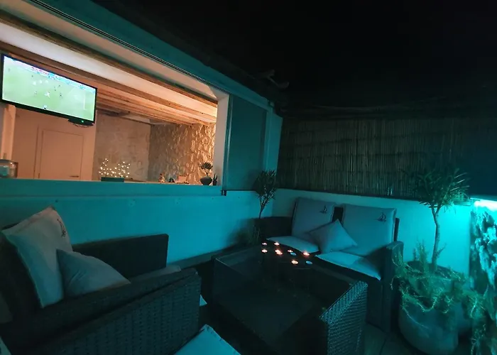 New In Old Center - Pag Pag Town