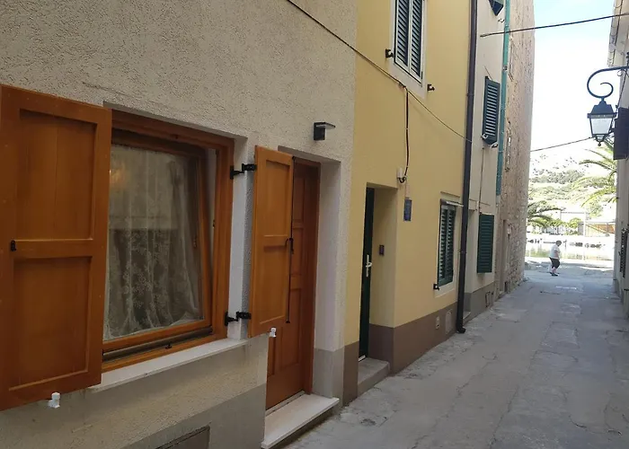 New In Old Center - Pag Villa *