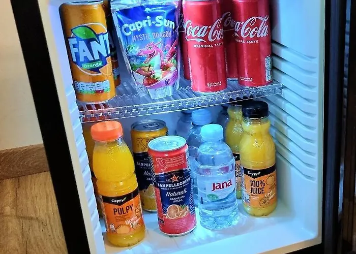 New In Old Center - Pag